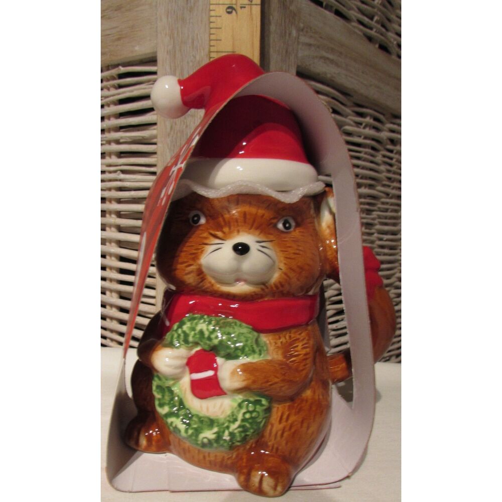 Squirrel Christmas Mug 16 oz with lid new in box wreath Santa hat Nordstrom rack